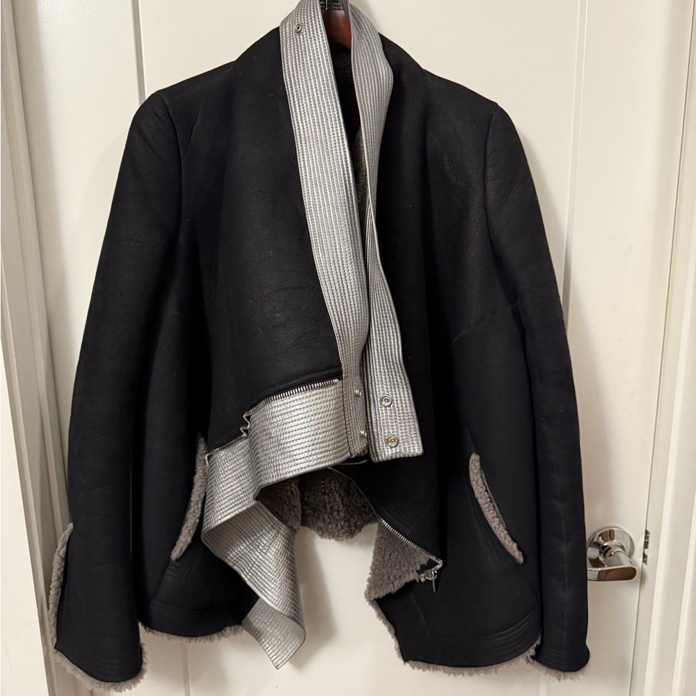 Beautiful edgy black  leather   Grey brown shearling fur coat